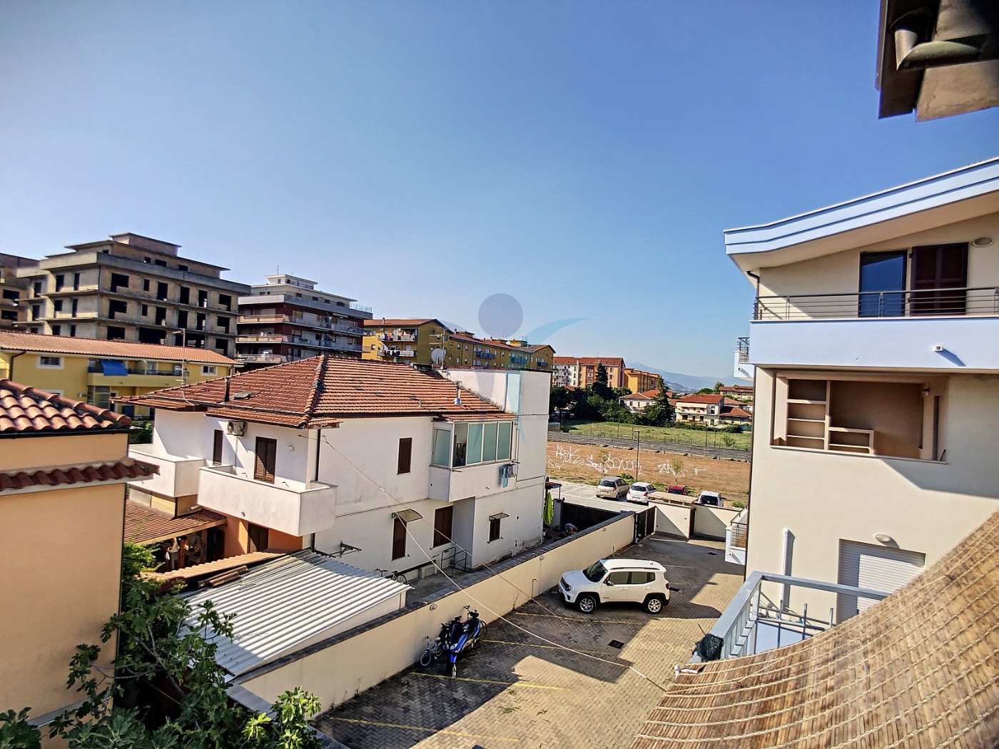 <span  class="uc_style_uc_tiles_grid_image_elementor_uc_items_attribute_title" style="color:#ffffff;">55495.jpg</span>