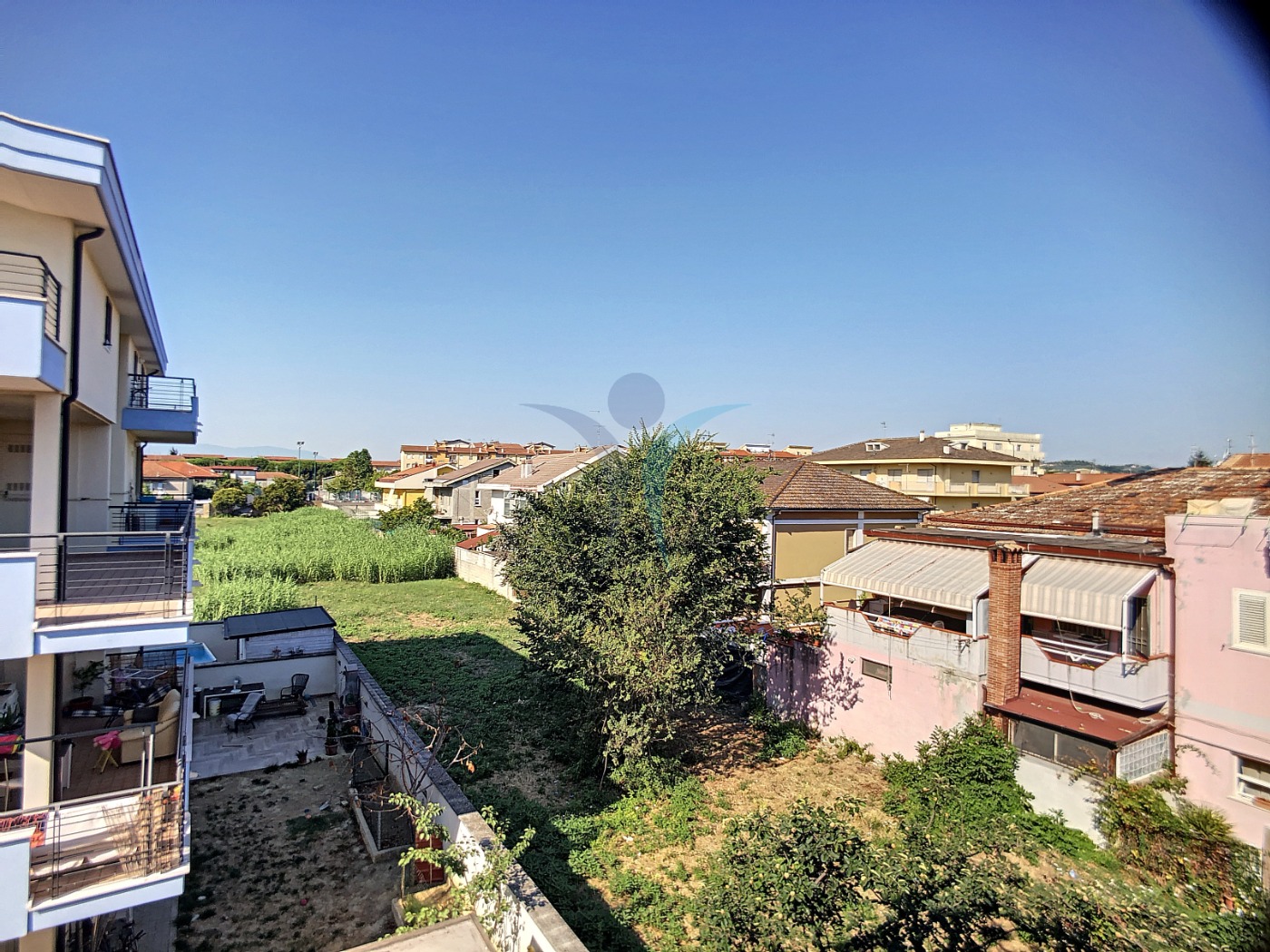 <span  class="uc_style_uc_tiles_grid_image_elementor_uc_items_attribute_title" style="color:#ffffff;">55508.jpg</span>