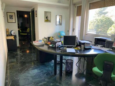 <span  class="uc_style_uc_tiles_grid_image_elementor_uc_items_attribute_title" style="color:#ffffff;">3818.jpg</span>