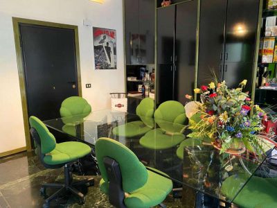 <span  class="uc_style_uc_tiles_grid_image_elementor_uc_items_attribute_title" style="color:#ffffff;">3819.jpg</span>