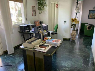 <span  class="uc_style_uc_tiles_grid_image_elementor_uc_items_attribute_title" style="color:#ffffff;">3820.jpg</span>