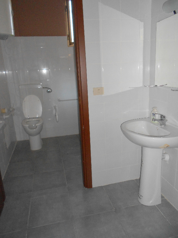 <span  class="uc_style_uc_tiles_grid_image_elementor_uc_items_attribute_title" style="color:#ffffff;">49677.jpg</span>