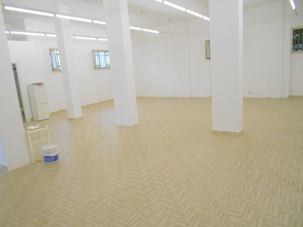 <span  class="uc_style_uc_tiles_grid_image_elementor_uc_items_attribute_title" style="color:#ffffff;">49685.jpg</span>