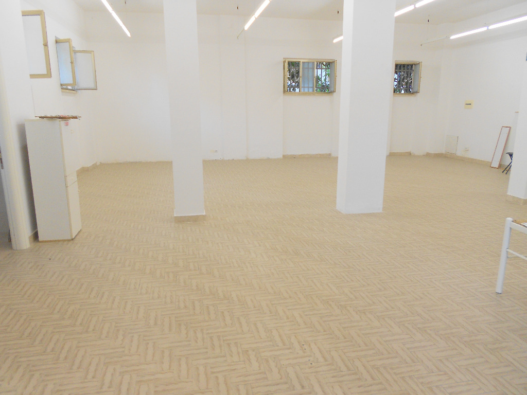 <span  class="uc_style_uc_tiles_grid_image_elementor_uc_items_attribute_title" style="color:#ffffff;">49686.jpg</span>