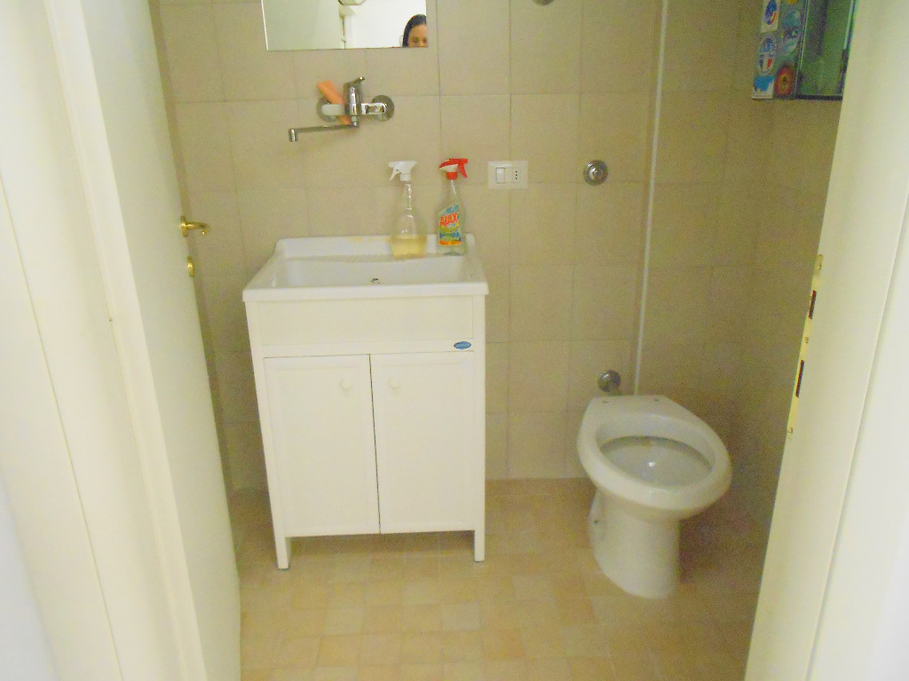 <span  class="uc_style_uc_tiles_grid_image_elementor_uc_items_attribute_title" style="color:#ffffff;">49690.jpg</span>