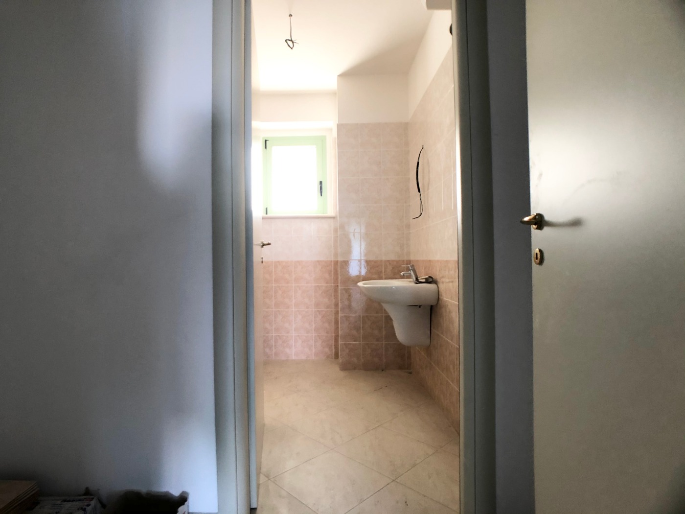 <span  class="uc_style_uc_tiles_grid_image_elementor_uc_items_attribute_title" style="color:#ffffff;">53399.jpeg</span>