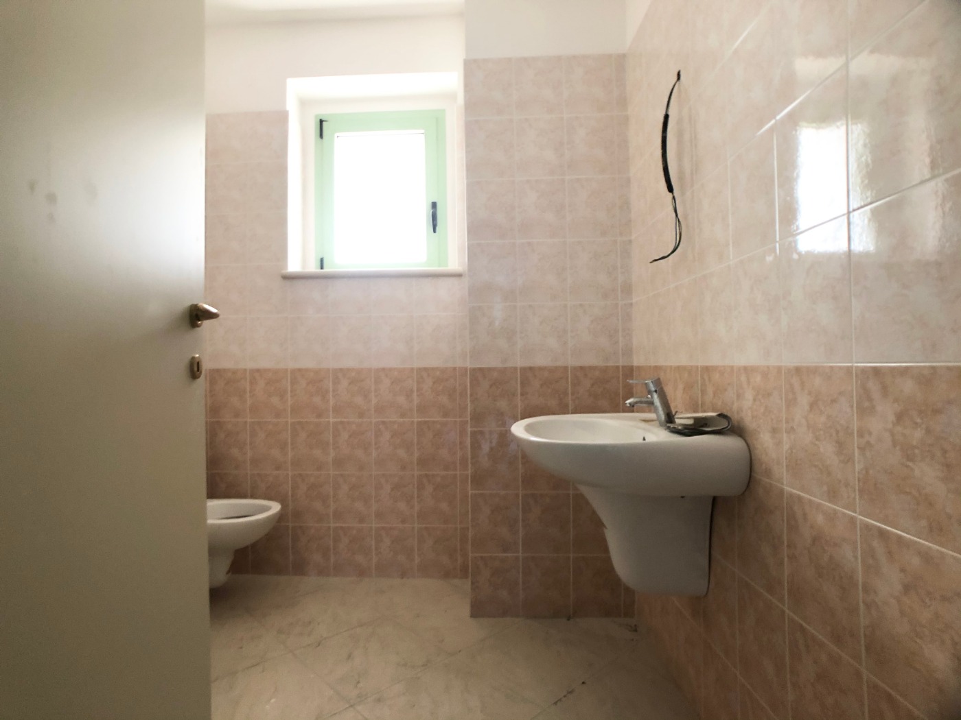 <span  class="uc_style_uc_tiles_grid_image_elementor_uc_items_attribute_title" style="color:#ffffff;">53401.jpeg</span>