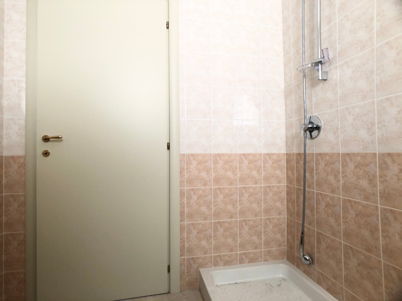 <span  class="uc_style_uc_tiles_grid_image_elementor_uc_items_attribute_title" style="color:#ffffff;">53404.jpeg</span>