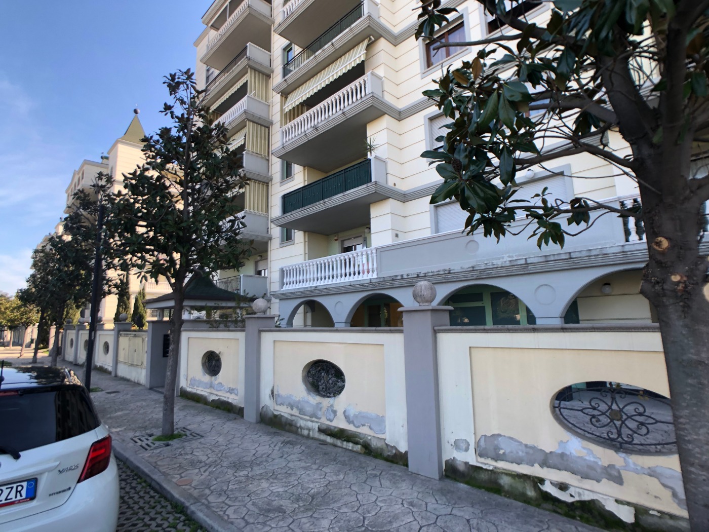 <span  class="uc_style_uc_tiles_grid_image_elementor_uc_items_attribute_title" style="color:#ffffff;">53407.jpeg</span>