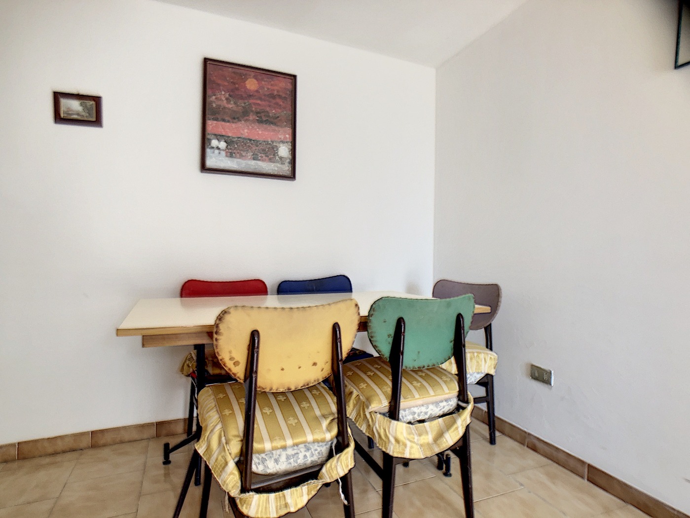 <span  class="uc_style_uc_tiles_grid_image_elementor_uc_items_attribute_title" style="color:#ffffff;">55429.jpeg</span>