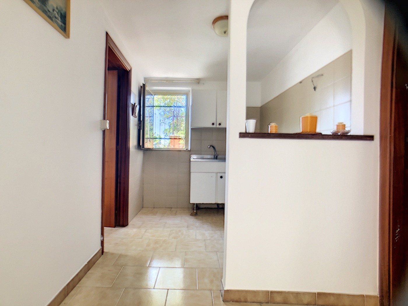 <span  class="uc_style_uc_tiles_grid_image_elementor_uc_items_attribute_title" style="color:#ffffff;">55433.jpeg</span>