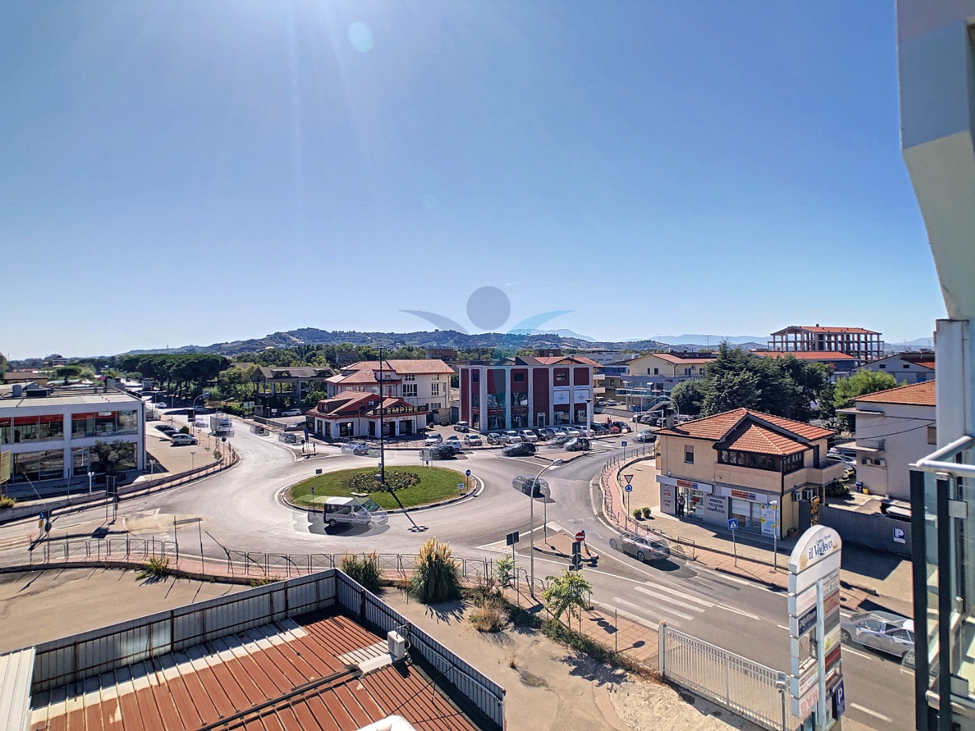 <span  class="uc_style_uc_tiles_grid_image_elementor_uc_items_attribute_title" style="color:#ffffff;">55955.jpg</span>