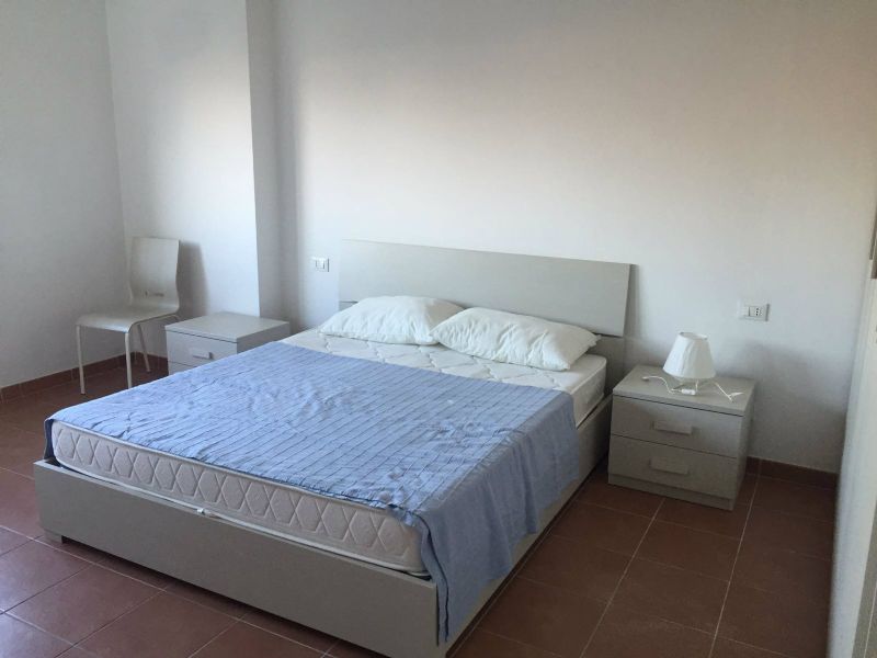 <span  class="uc_style_uc_tiles_grid_image_elementor_uc_items_attribute_title" style="color:#ffffff;">2552692497.jpg</span>