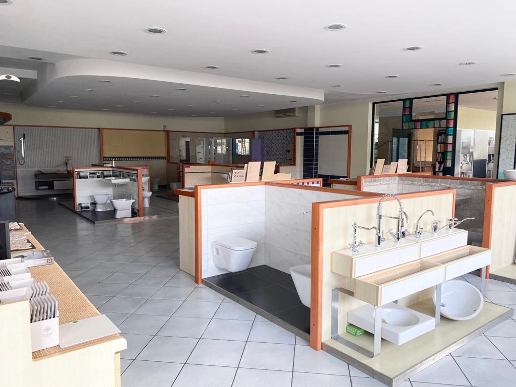 <span  class="uc_style_uc_tiles_grid_image_elementor_uc_items_attribute_title" style="color:#ffffff;">56522.jpg</span>