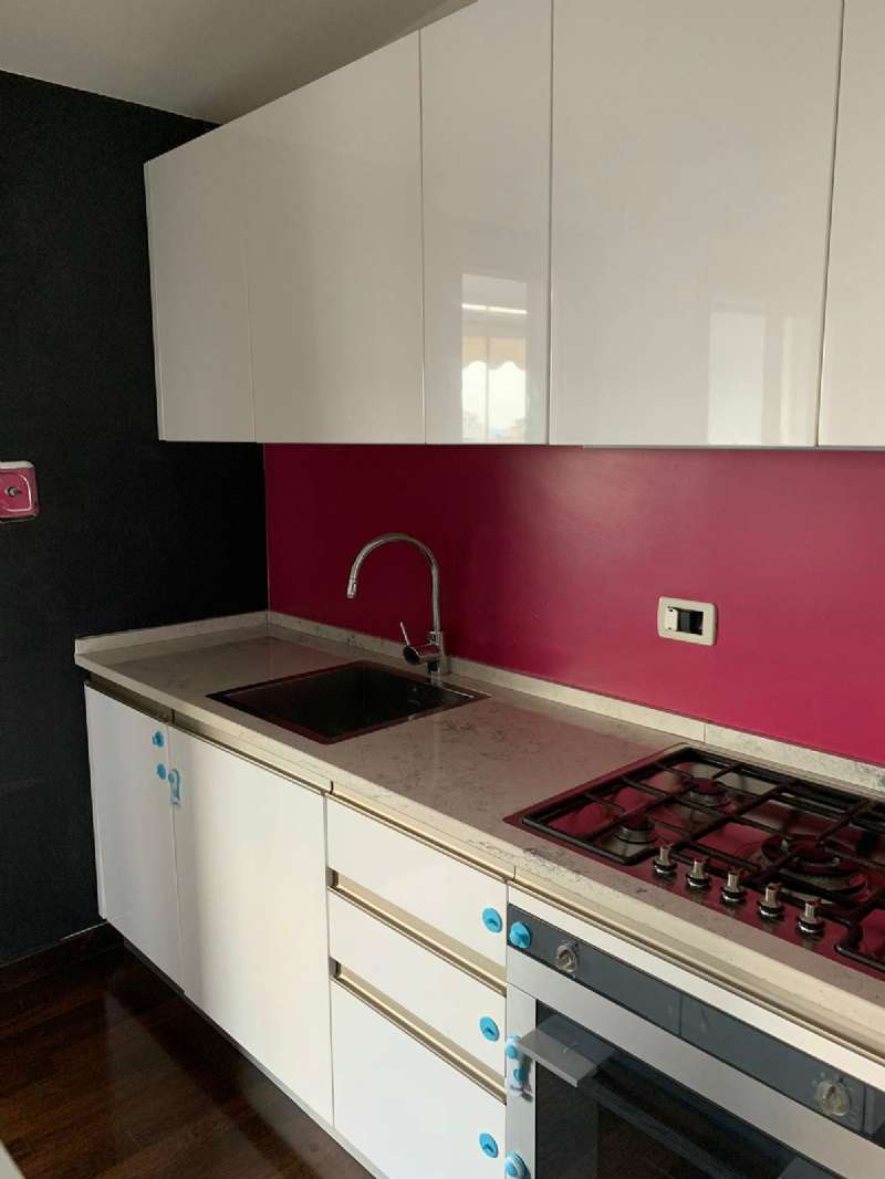 <span  class="uc_style_uc_tiles_grid_image_elementor_uc_items_attribute_title" style="color:#ffffff;">2583581521.jpg</span>