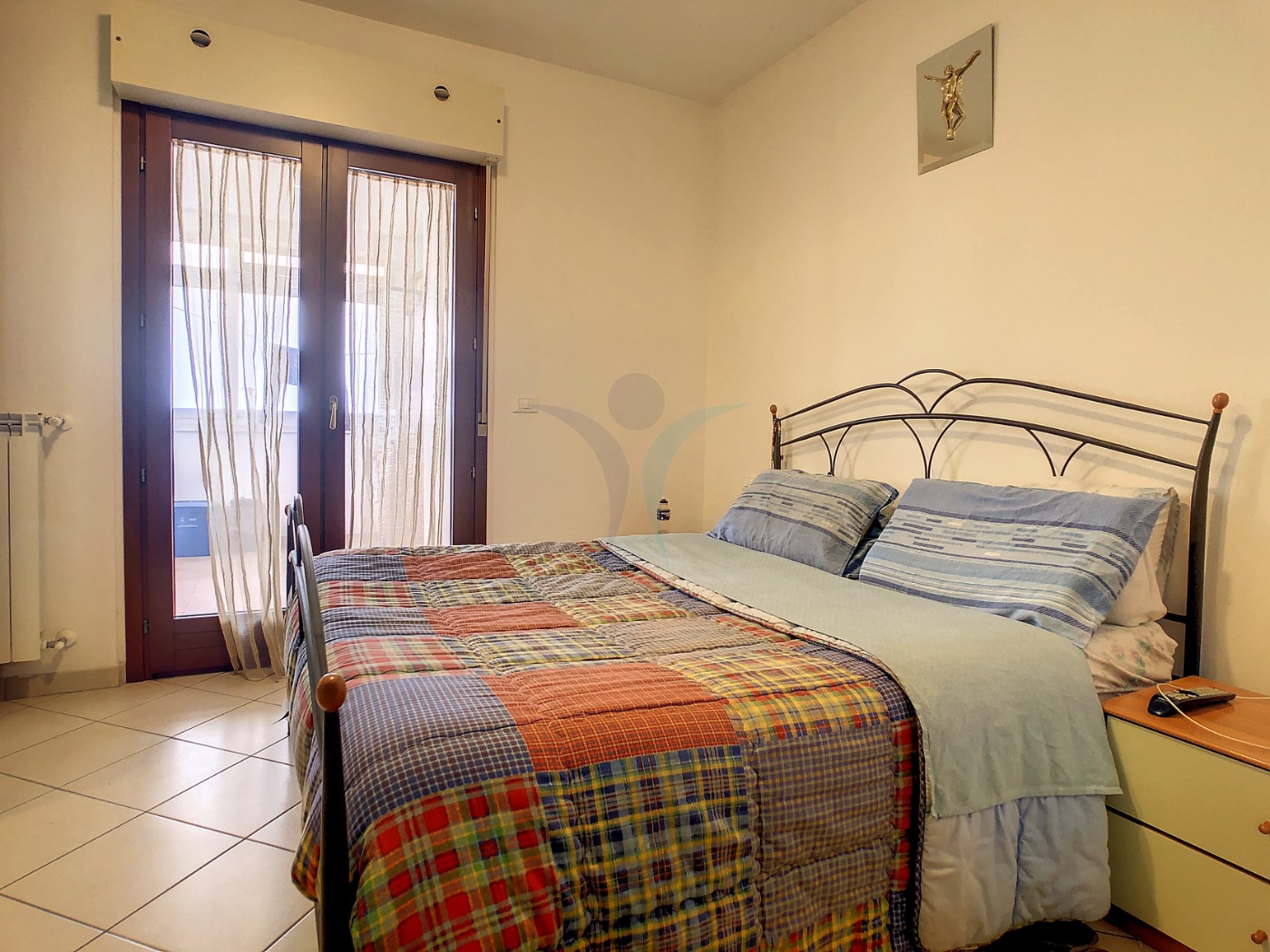 <span  class="uc_style_uc_tiles_grid_image_elementor_uc_items_attribute_title" style="color:#ffffff;">56978.jpg</span>