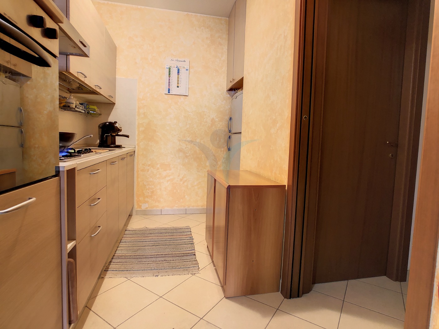 <span  class="uc_style_uc_tiles_grid_image_elementor_uc_items_attribute_title" style="color:#ffffff;">56983.jpg</span>