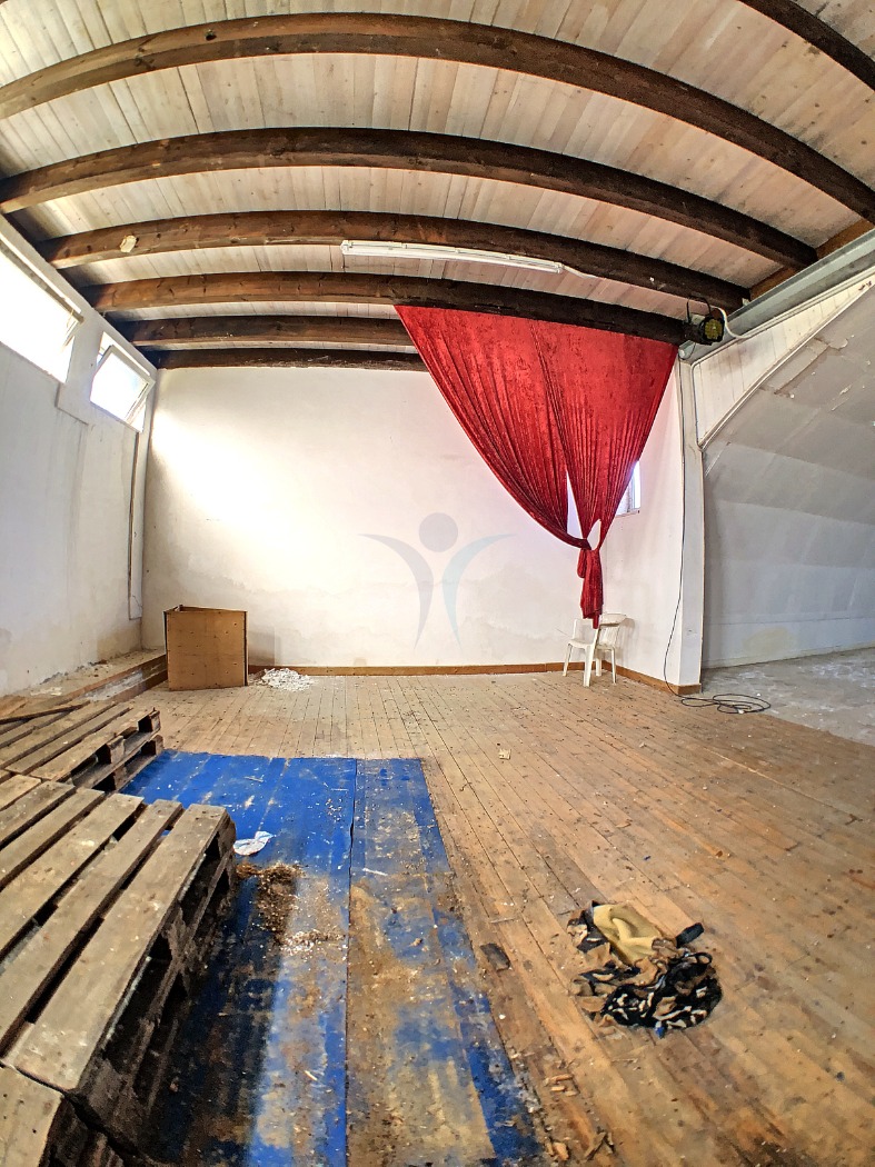 <span  class="uc_style_uc_tiles_grid_image_elementor_uc_items_attribute_title" style="color:#ffffff;">57129.jpg</span>