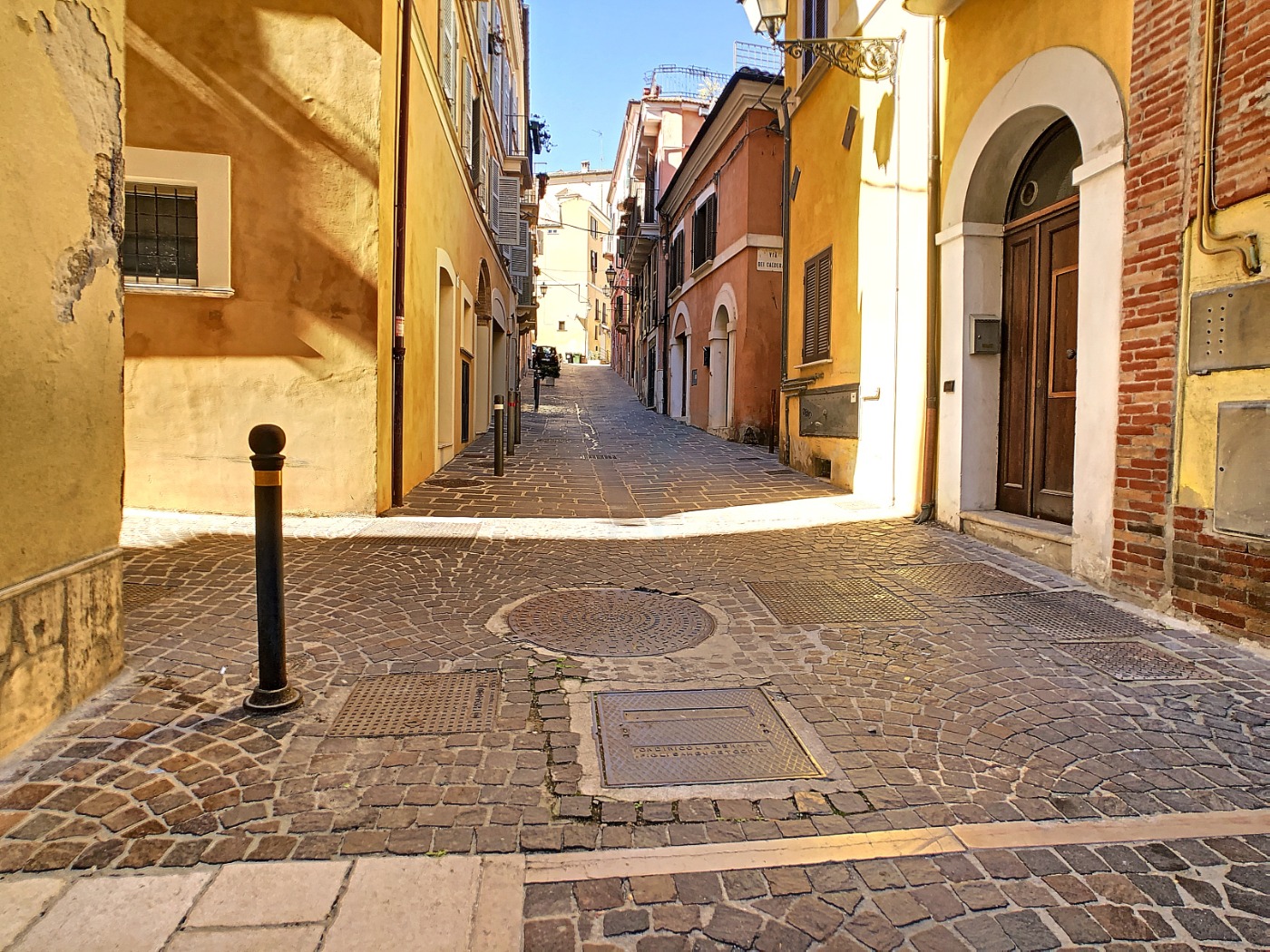 <span  class="uc_style_uc_tiles_grid_image_elementor_uc_items_attribute_title" style="color:#ffffff;">57155.jpg</span>