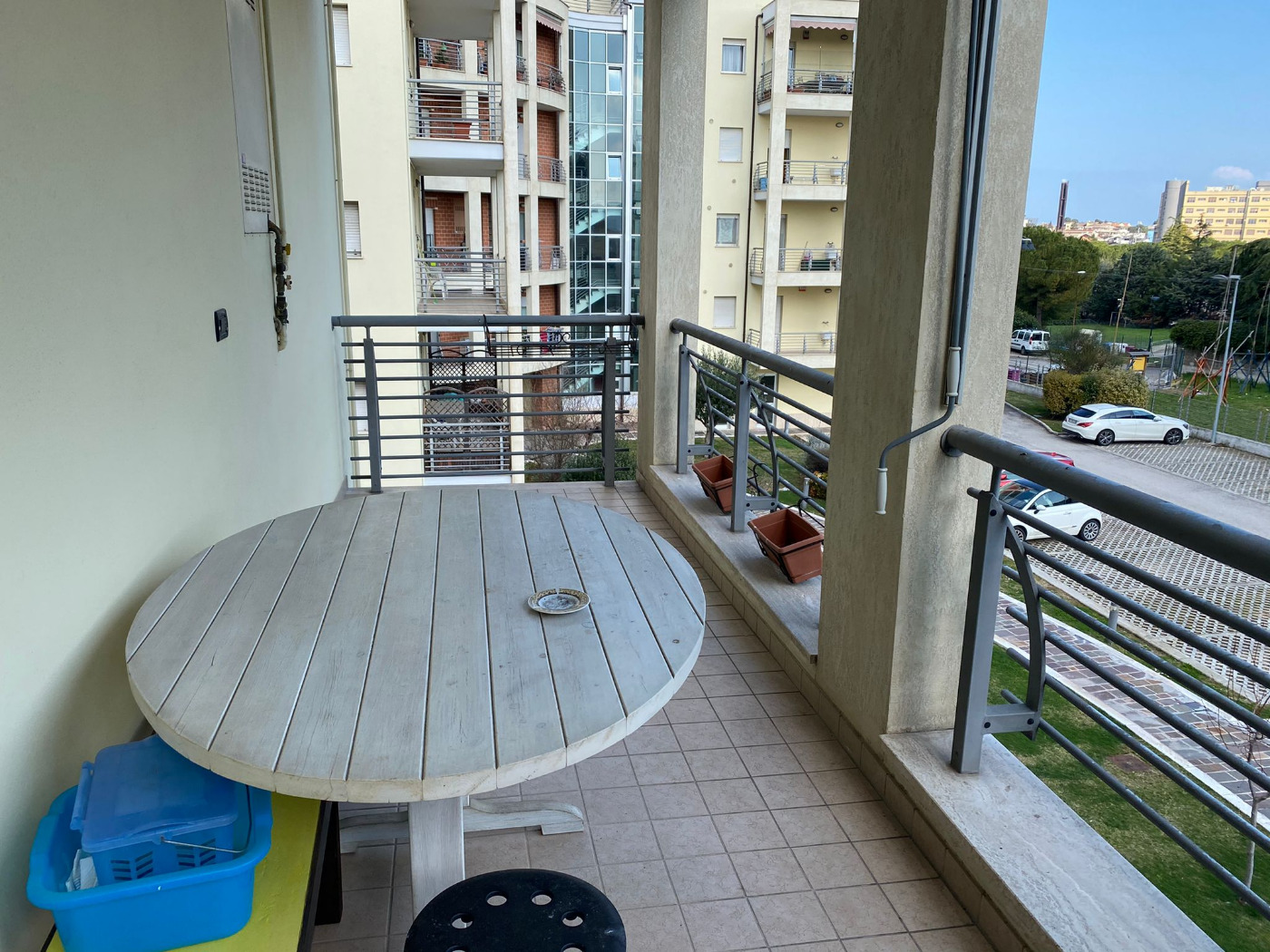 <span  class="uc_style_uc_tiles_grid_image_elementor_uc_items_attribute_title" style="color:#ffffff;">53370.jpg</span>