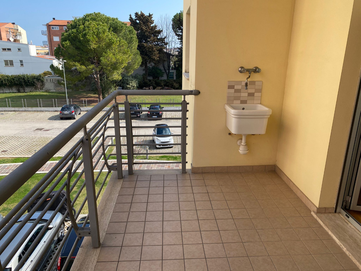 <span  class="uc_style_uc_tiles_grid_image_elementor_uc_items_attribute_title" style="color:#ffffff;">53372.jpg</span>