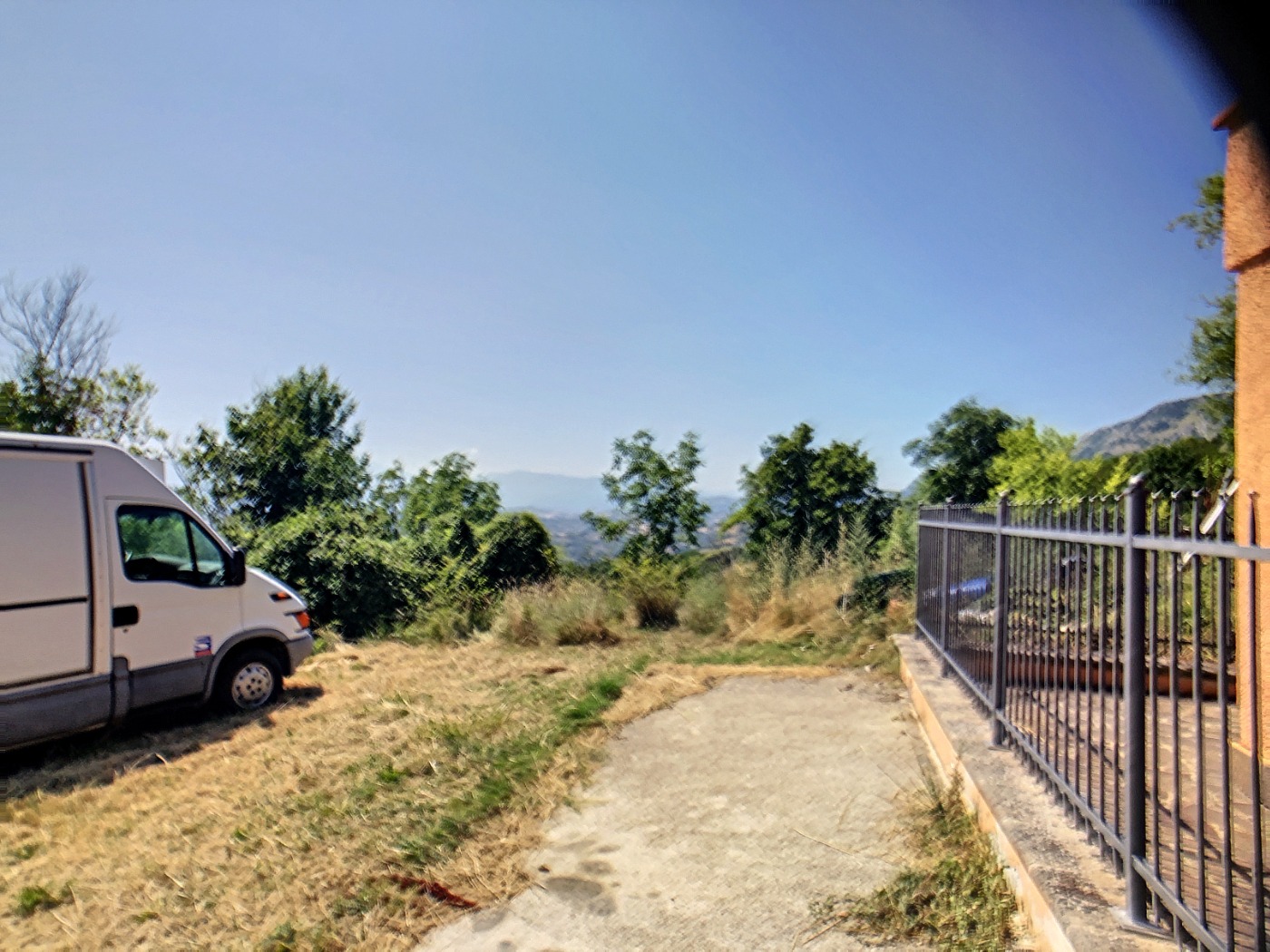 <span  class="uc_style_uc_tiles_grid_image_elementor_uc_items_attribute_title" style="color:#ffffff;">Villa in ACQUISTO a Civitella Casanova</span>