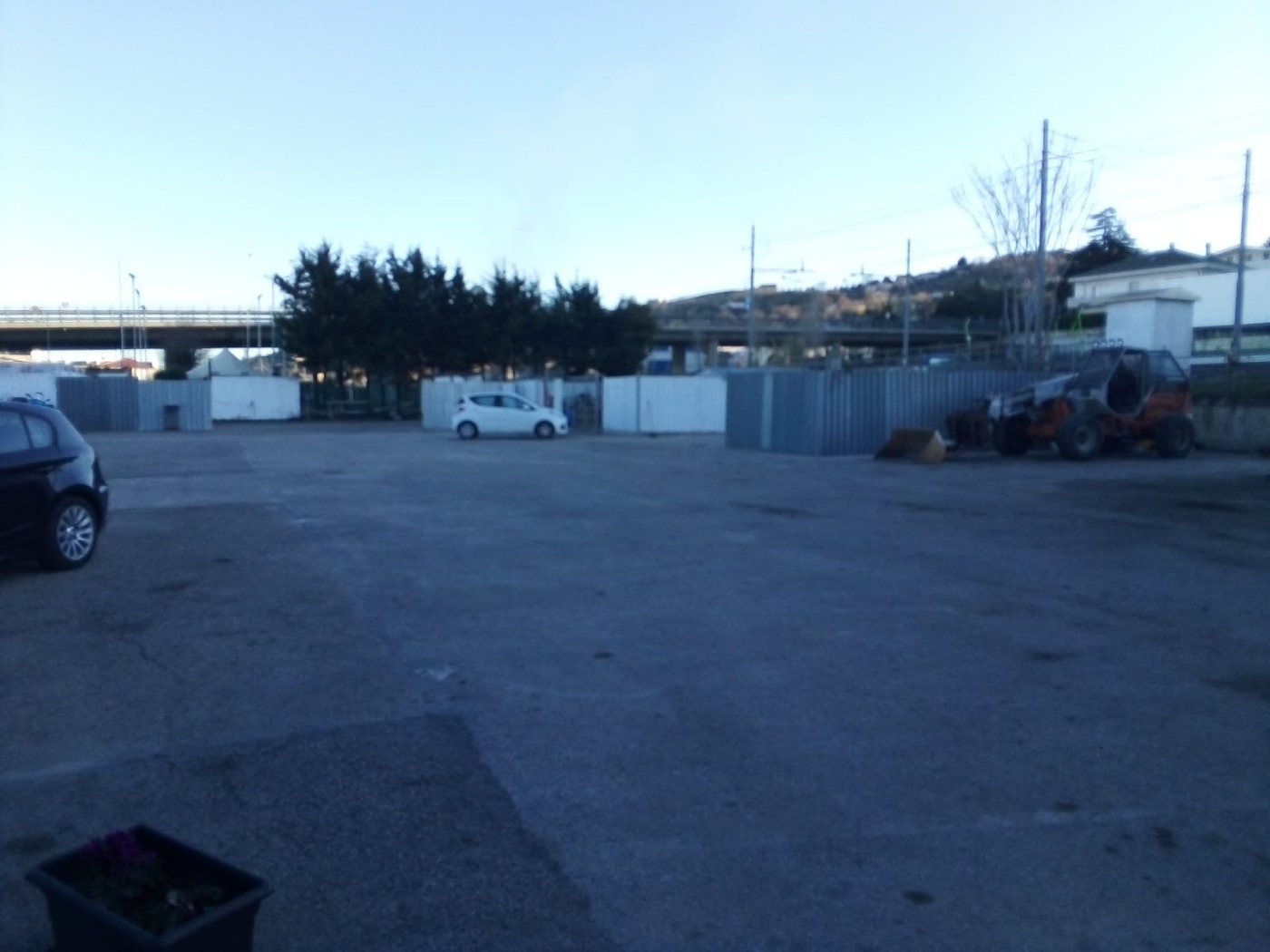 <span  class="uc_style_uc_tiles_grid_image_elementor_uc_items_attribute_title" style="color:#ffffff;">57104.jpg</span>