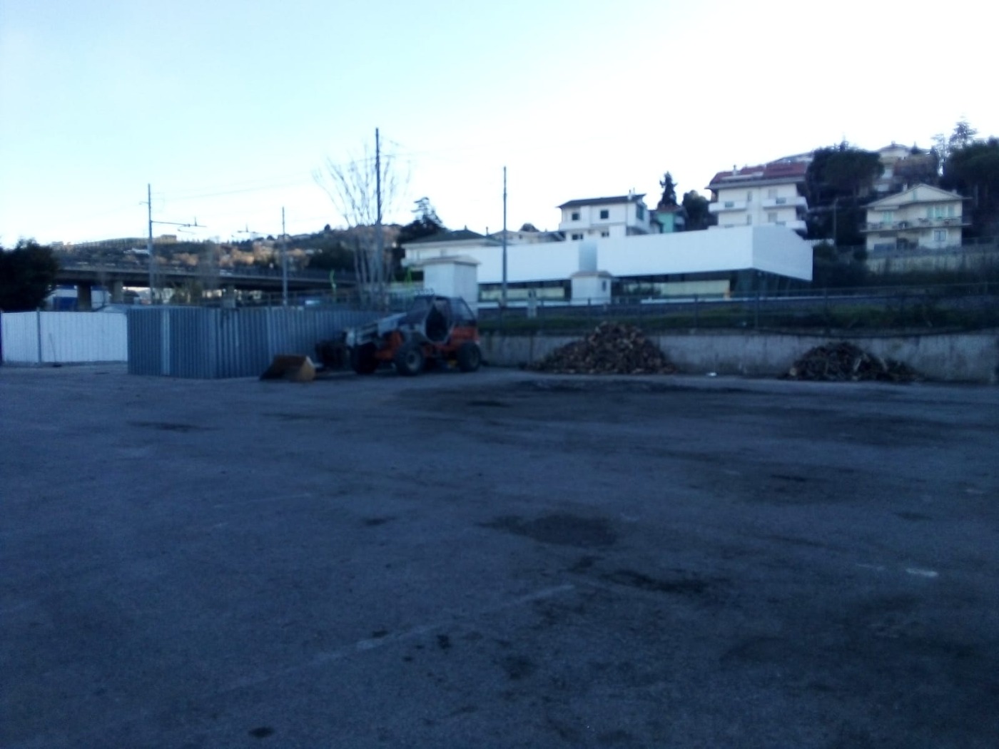 <span  class="uc_style_uc_tiles_grid_image_elementor_uc_items_attribute_title" style="color:#ffffff;">57113.jpg</span>