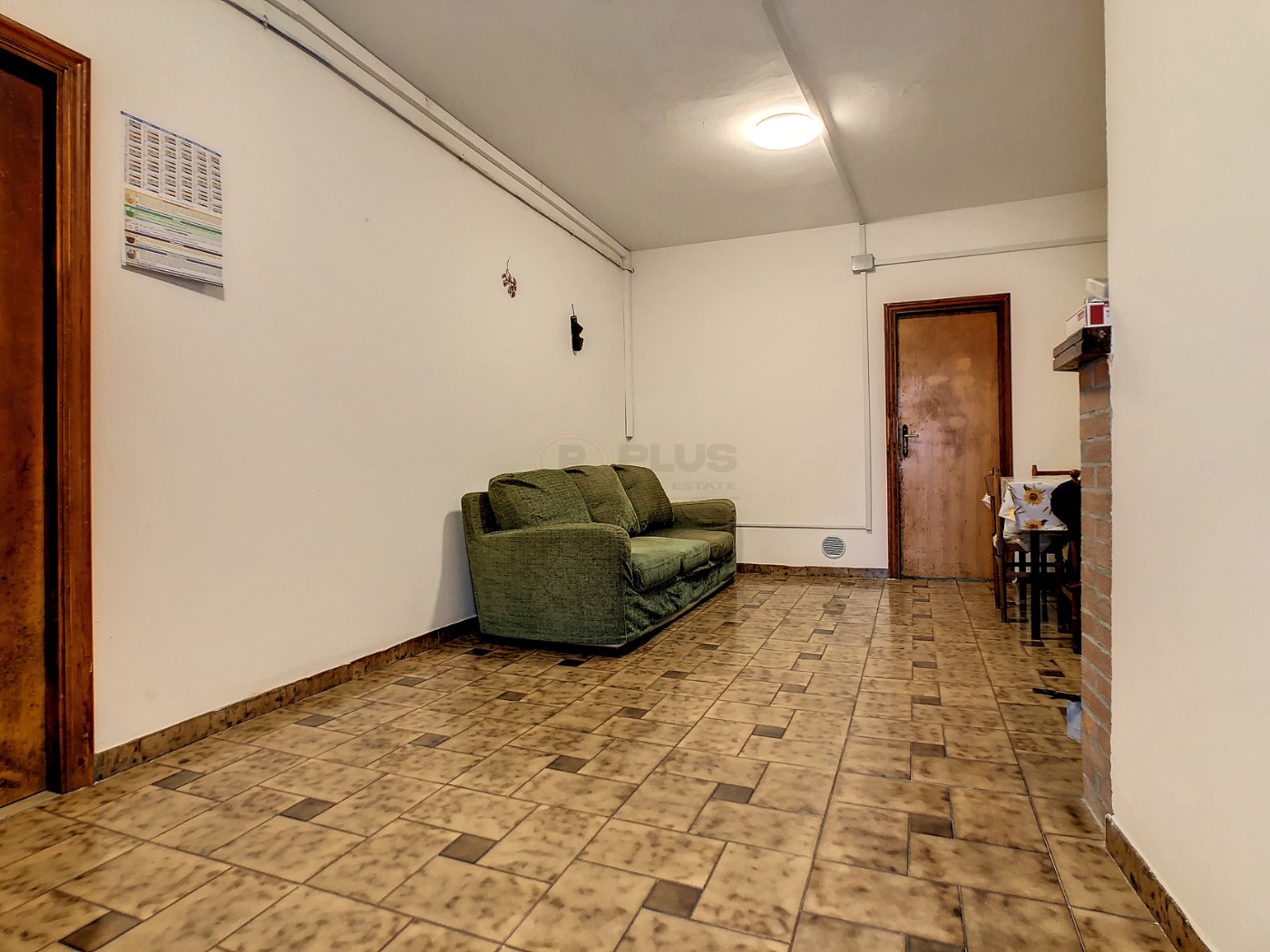 <span  class="uc_style_uc_tiles_grid_image_elementor_uc_items_attribute_title" style="color:#ffffff;">57392.jpg</span>