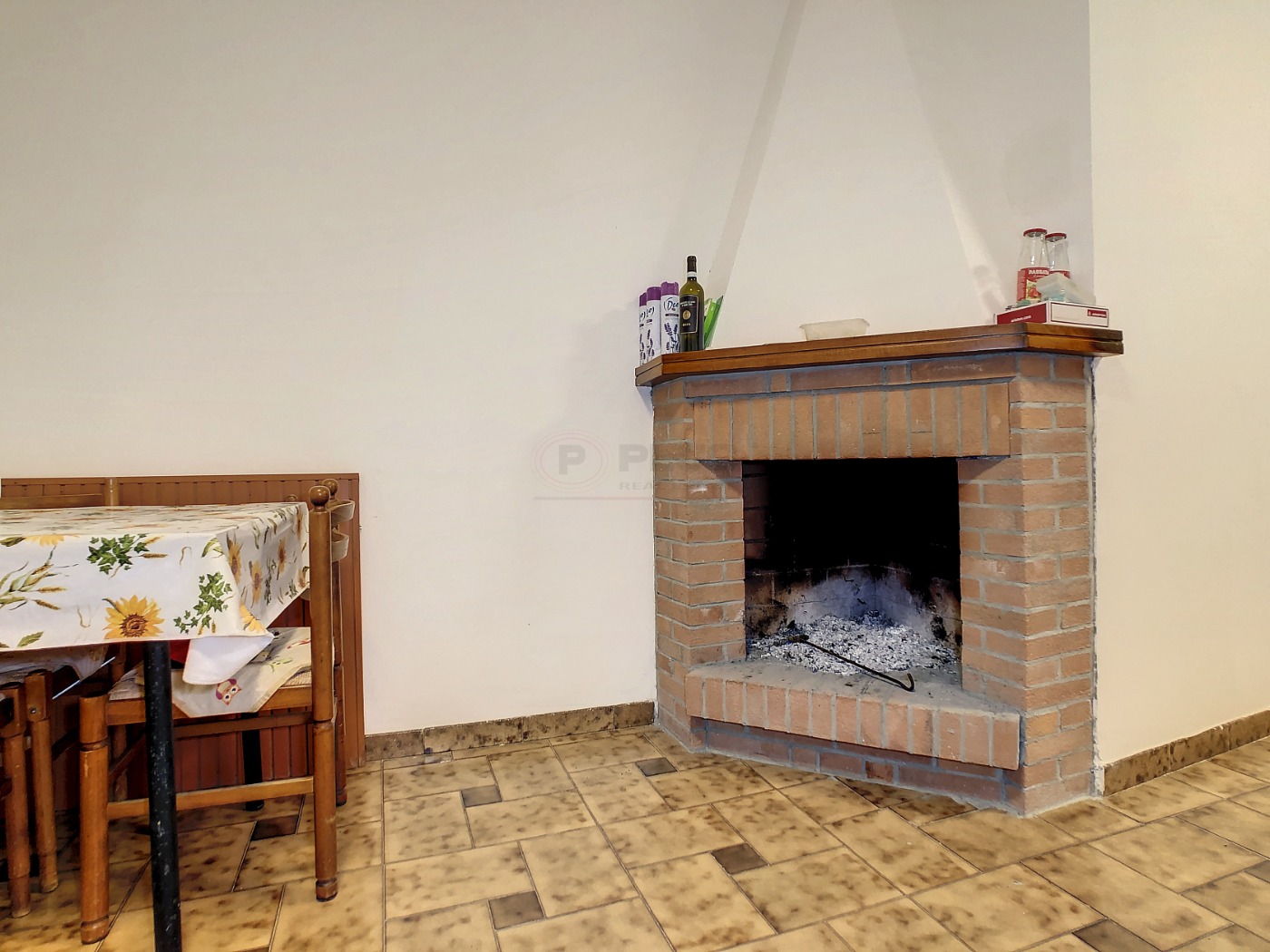 <span  class="uc_style_uc_tiles_grid_image_elementor_uc_items_attribute_title" style="color:#ffffff;">57394.jpg</span>