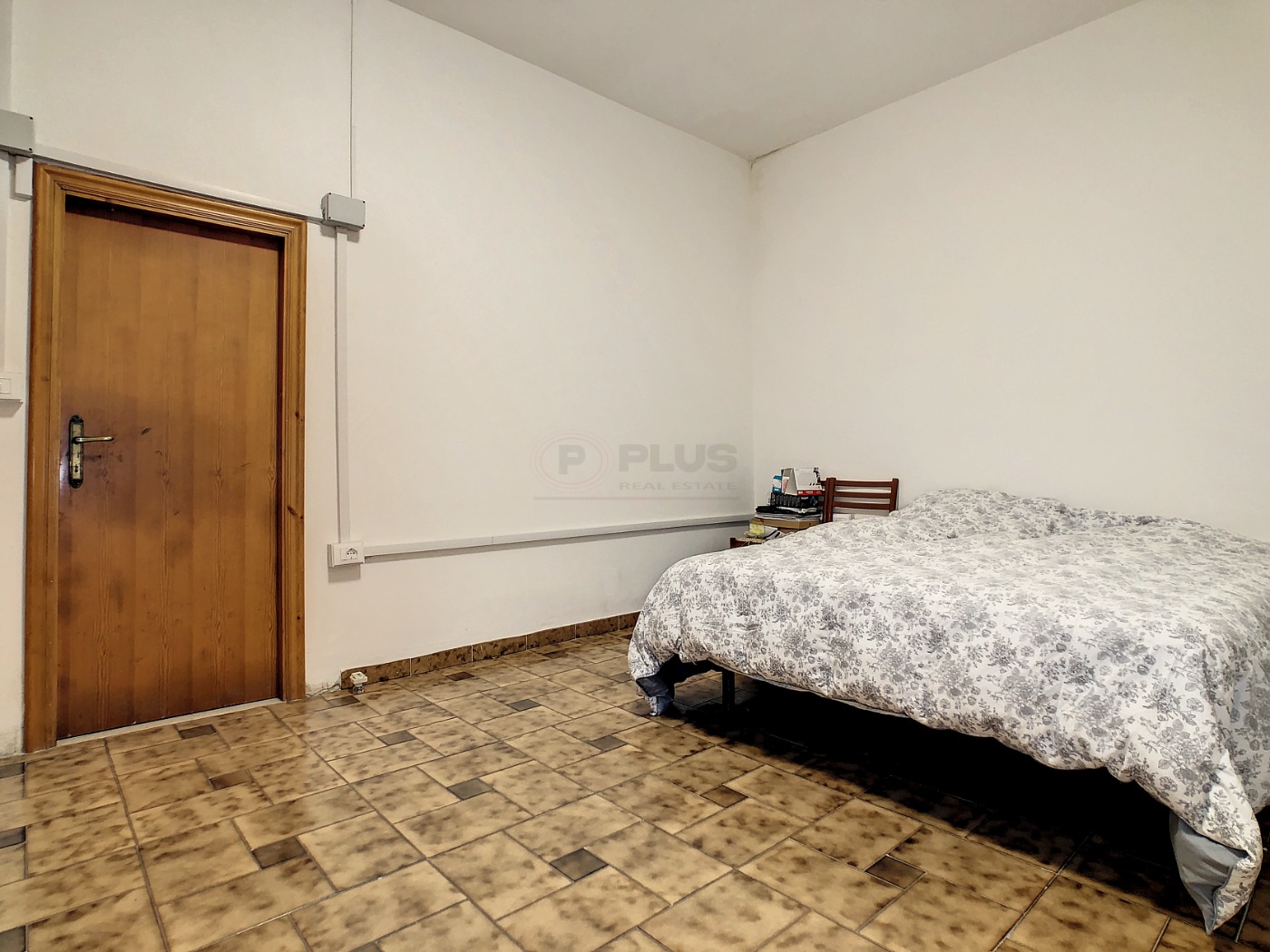 <span  class="uc_style_uc_tiles_grid_image_elementor_uc_items_attribute_title" style="color:#ffffff;">57400.jpg</span>