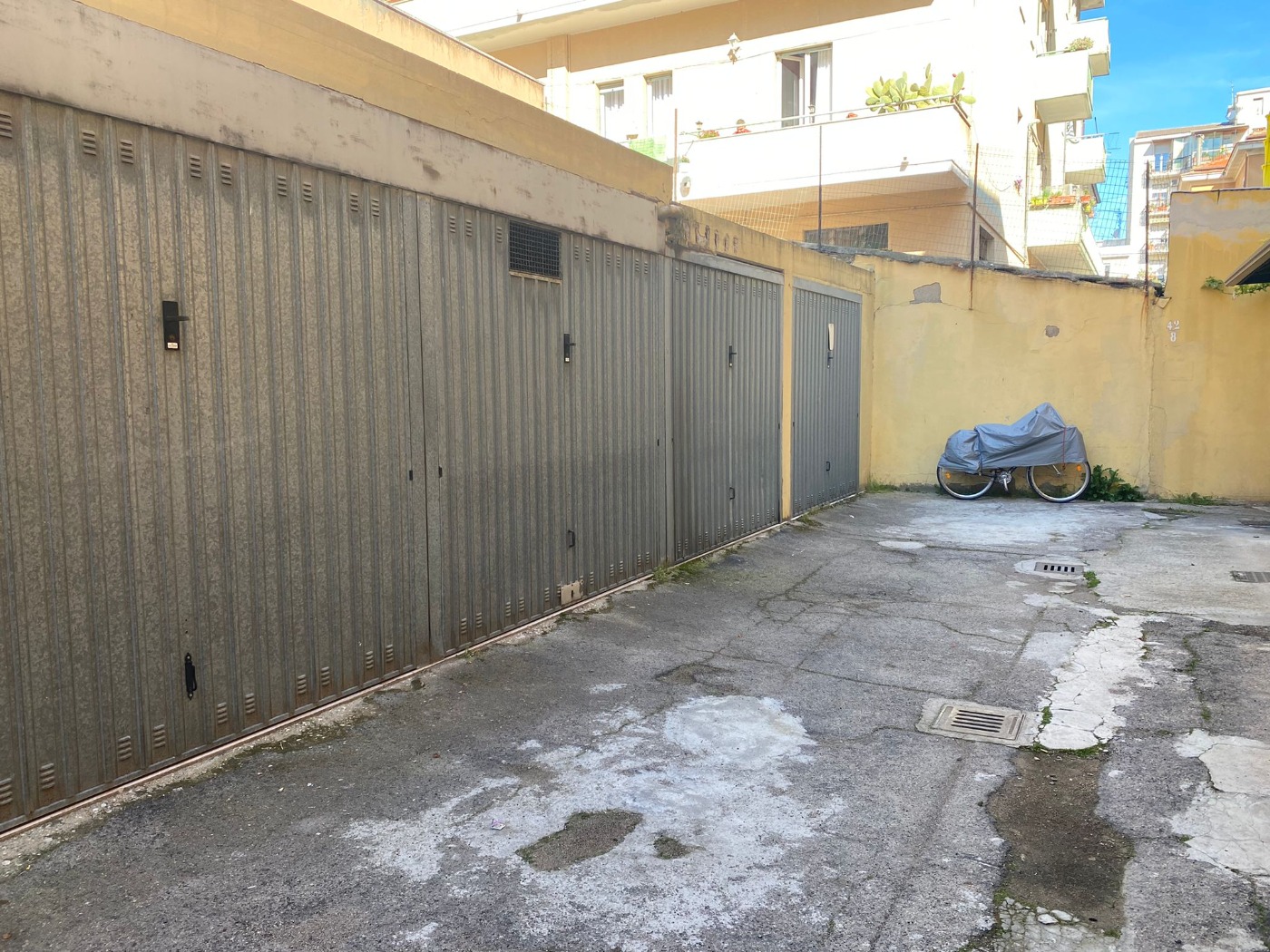 <span  class="uc_style_uc_tiles_grid_image_elementor_uc_items_attribute_title" style="color:#ffffff;">57466.jpg</span>