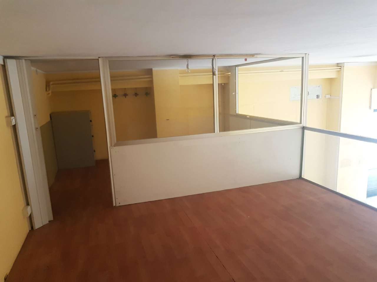 <span  class="uc_style_uc_tiles_grid_image_elementor_uc_items_attribute_title" style="color:#ffffff;">2579357101.jpg</span>