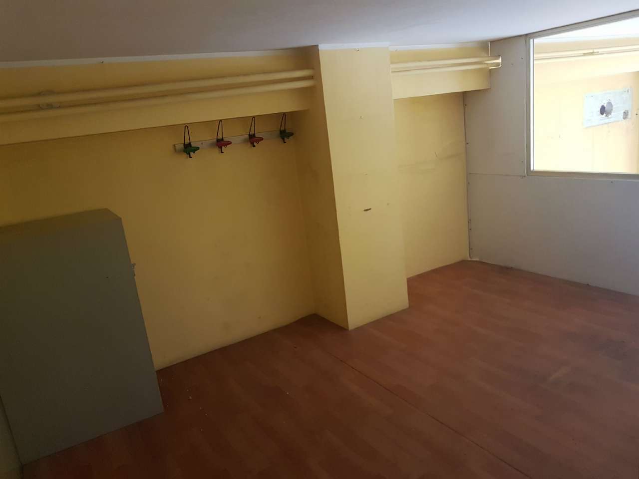 <span  class="uc_style_uc_tiles_grid_image_elementor_uc_items_attribute_title" style="color:#ffffff;">2579357102.jpg</span>