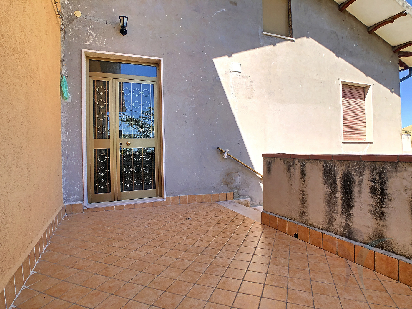 <span  class="uc_style_uc_tiles_grid_image_elementor_uc_items_attribute_title" style="color:#ffffff;">55673.jpg</span>