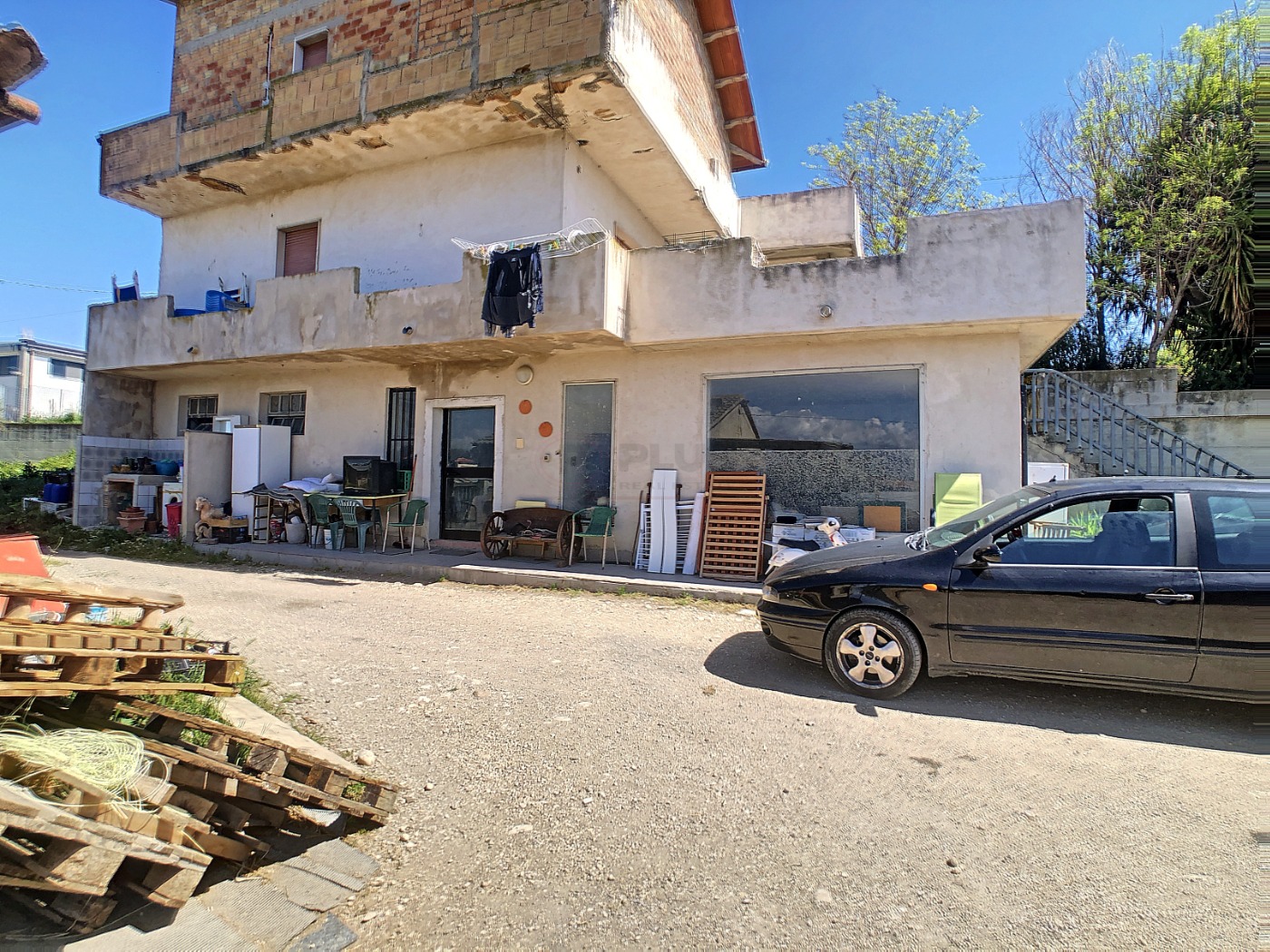 <span  class="uc_style_uc_tiles_grid_image_elementor_uc_items_attribute_title" style="color:#ffffff;">57618.jpg</span>