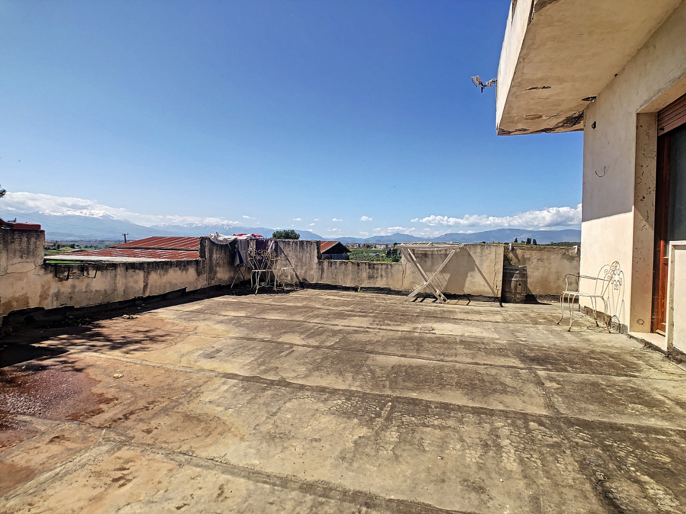 <span  class="uc_style_uc_tiles_grid_image_elementor_uc_items_attribute_title" style="color:#ffffff;">57622.jpg</span>