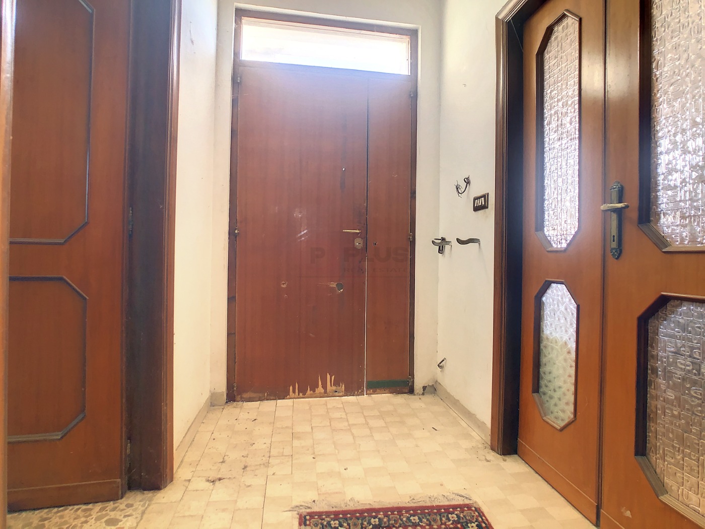 <span  class="uc_style_uc_tiles_grid_image_elementor_uc_items_attribute_title" style="color:#ffffff;">57624.jpg</span>