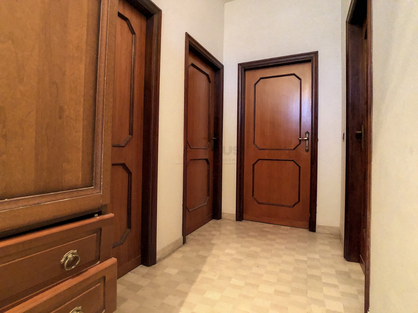 <span  class="uc_style_uc_tiles_grid_image_elementor_uc_items_attribute_title" style="color:#ffffff;">57627.jpg</span>