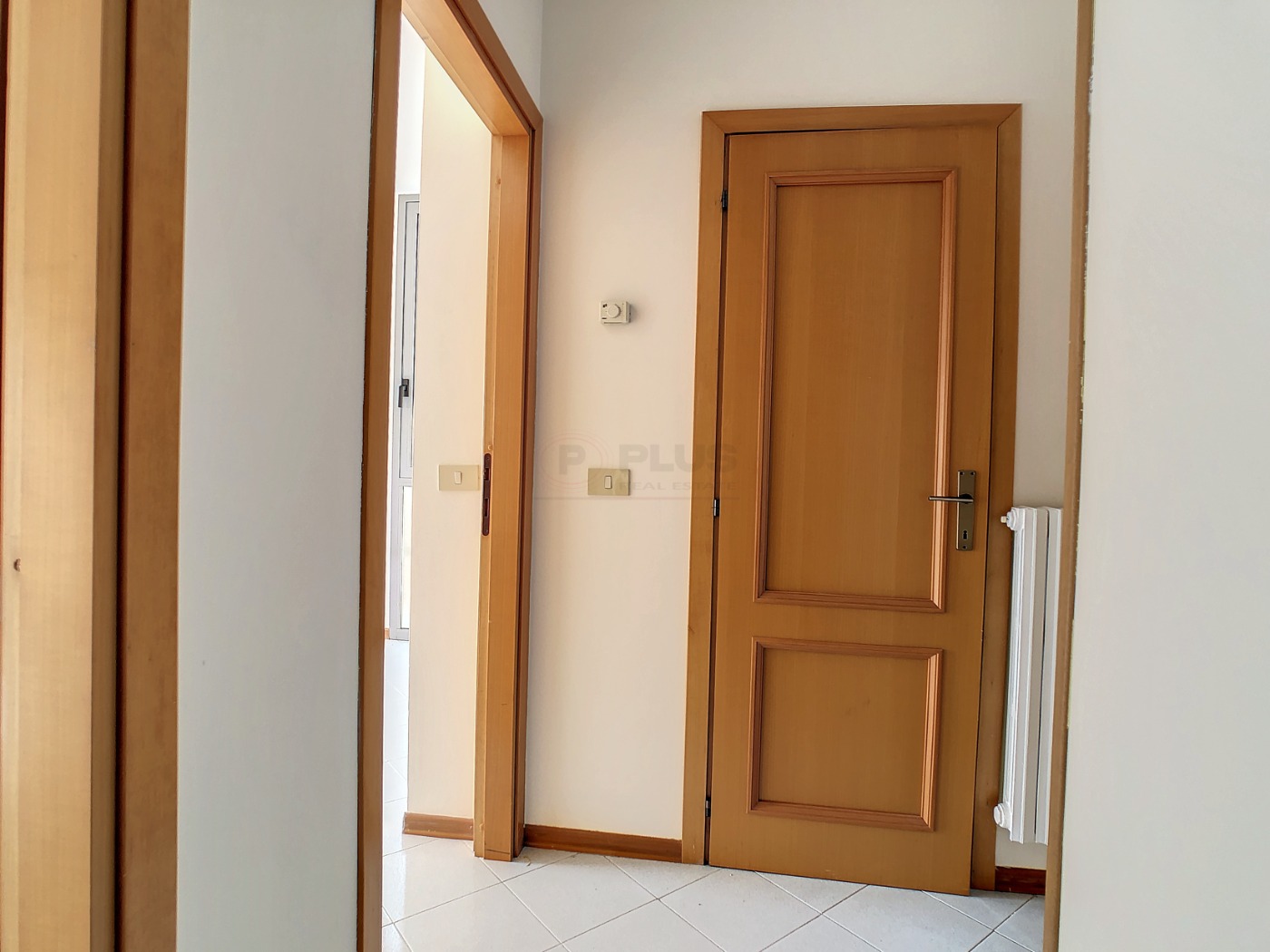 <span  class="uc_style_uc_tiles_grid_image_elementor_uc_items_attribute_title" style="color:#ffffff;">57674.jpg</span>