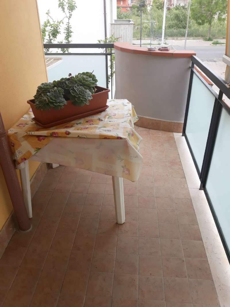 <span  class="uc_style_uc_tiles_grid_image_elementor_uc_items_attribute_title" style="color:#ffffff;">2585024769.jpg</span>