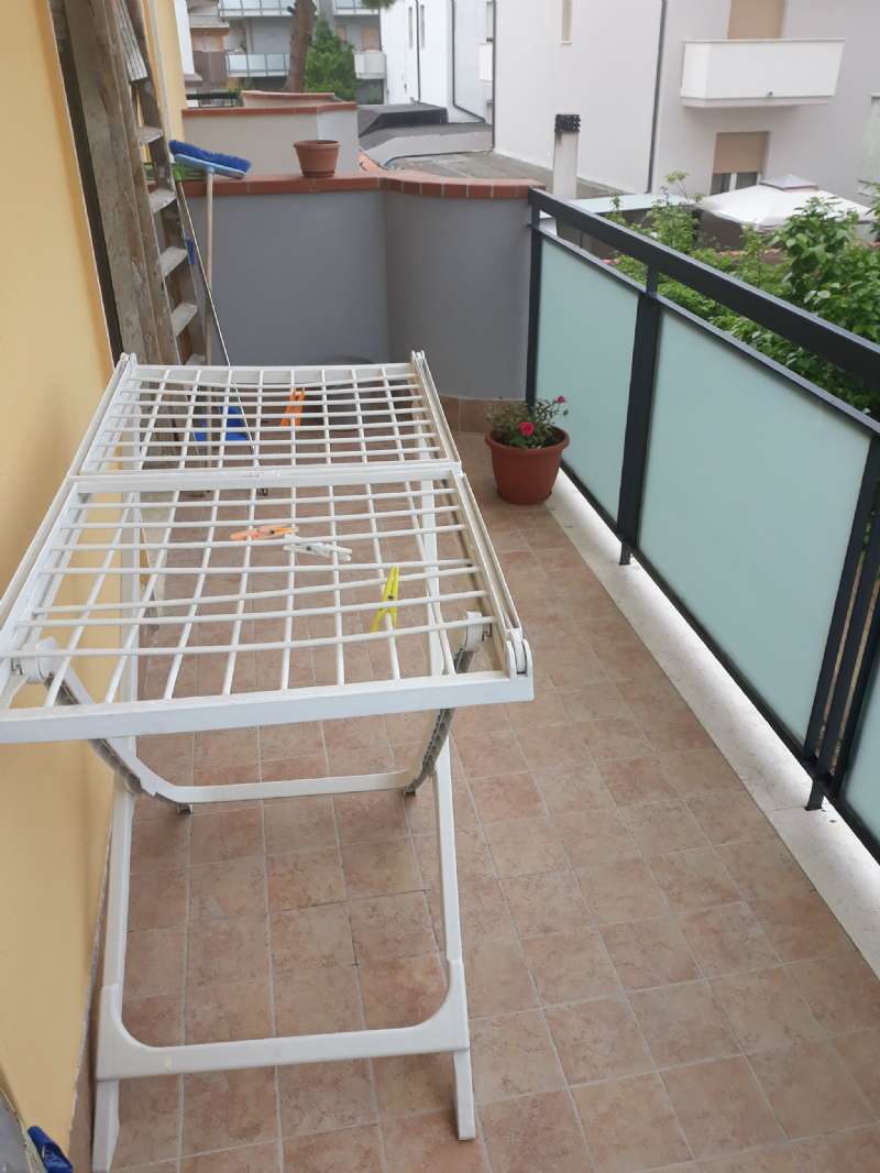 <span  class="uc_style_uc_tiles_grid_image_elementor_uc_items_attribute_title" style="color:#ffffff;">2585024771.jpg</span>