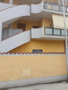 <span  class="uc_style_uc_tiles_grid_image_elementor_uc_items_attribute_title" style="color:#ffffff;">4050.jpg</span>