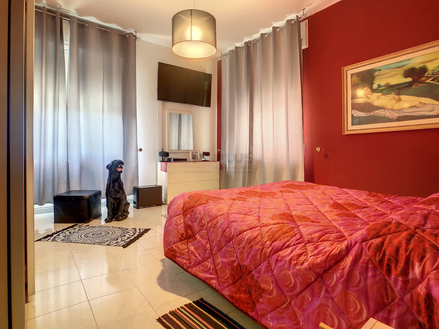 <span  class="uc_style_uc_tiles_grid_image_elementor_uc_items_attribute_title" style="color:#ffffff;">57525.jpg</span>