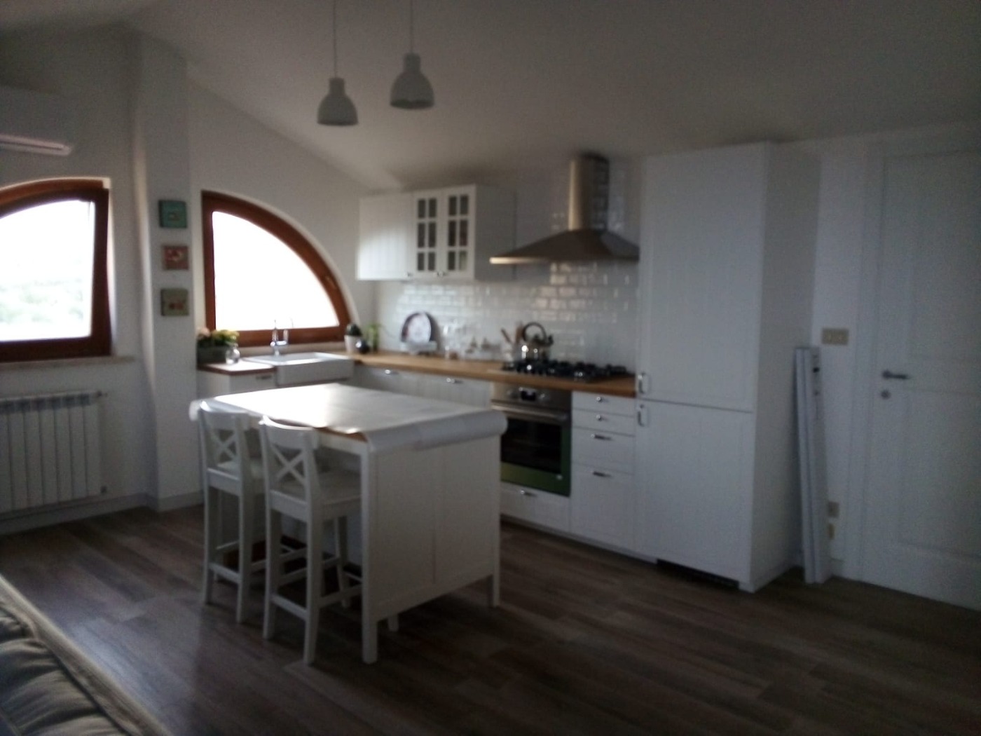 <span  class="uc_style_uc_tiles_grid_image_elementor_uc_items_attribute_title" style="color:#ffffff;">57818.jpg</span>