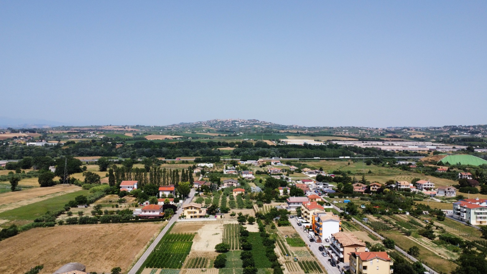 <span  class="uc_style_uc_tiles_grid_image_elementor_uc_items_attribute_title" style="color:#ffffff;">58000.jpg</span>