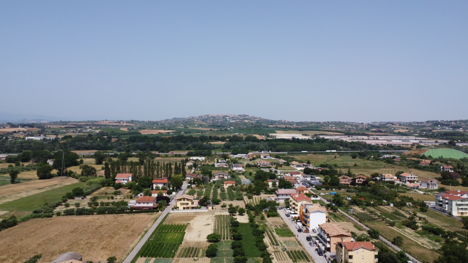 <span  class="uc_style_uc_tiles_grid_image_elementor_uc_items_attribute_title" style="color:#ffffff;">DCIM100MEDIADJI_0075.JPG</span>