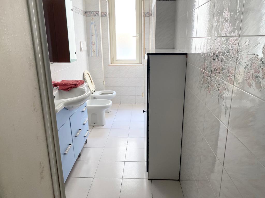 <span  class="uc_style_uc_tiles_grid_image_elementor_uc_items_attribute_title" style="color:#ffffff;">58027.jpg</span>