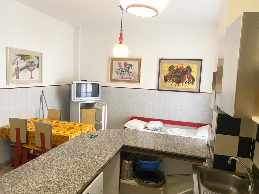 <span  class="uc_style_uc_tiles_grid_image_elementor_uc_items_attribute_title" style="color:#ffffff;">58042.jpg</span>