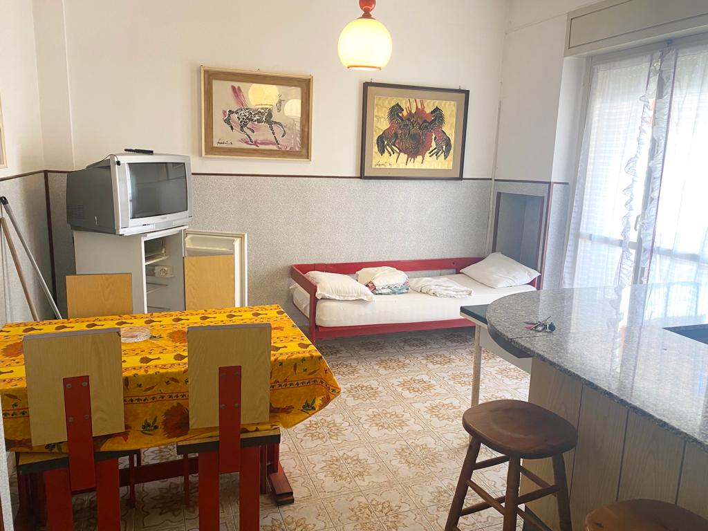 <span  class="uc_style_uc_tiles_grid_image_elementor_uc_items_attribute_title" style="color:#ffffff;">58047.jpg</span>